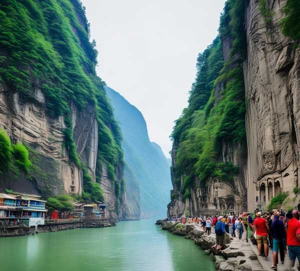 三峡秘境之旅，自然与人文交融的旅游探秘,探秘三峡，领略自然与人文交融的旅游路线,自然风光,历史文化,旅游胜地,第1张